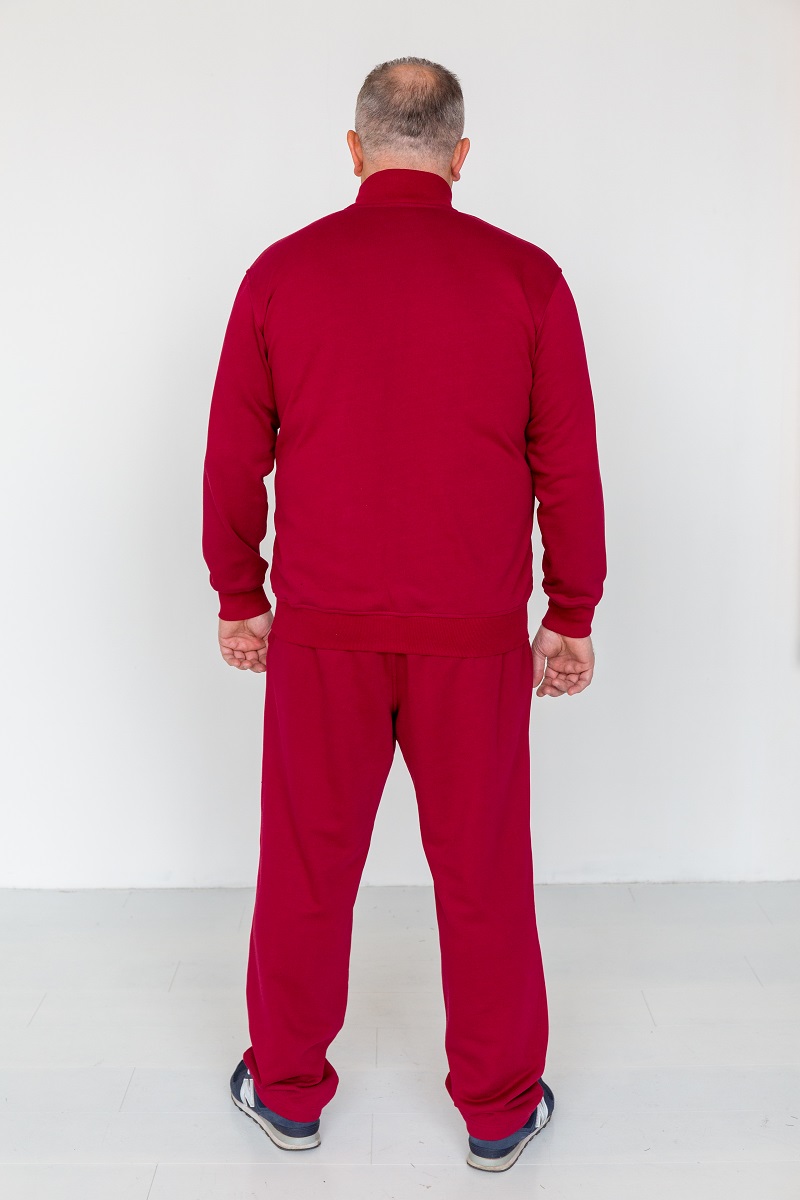 Костюм спортивный