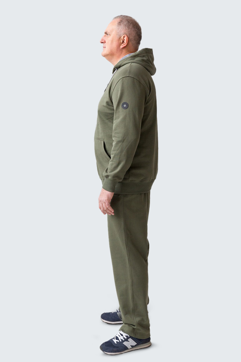 Костюм спортивный