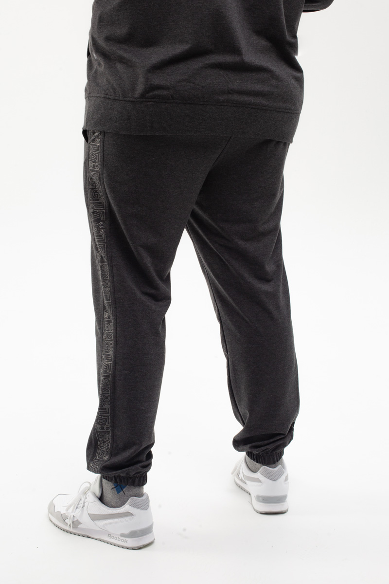 Брюки спортивные