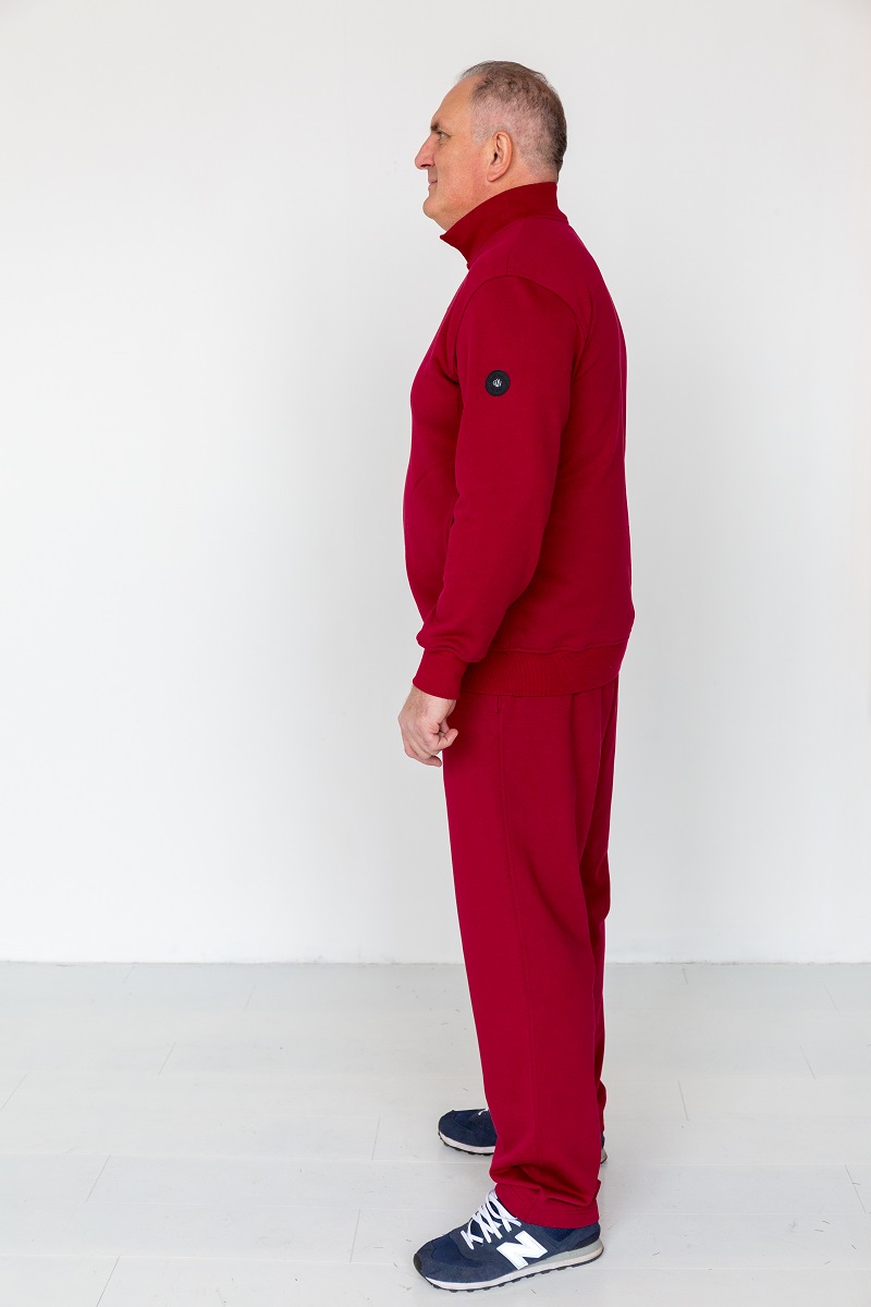 Костюм спортивный