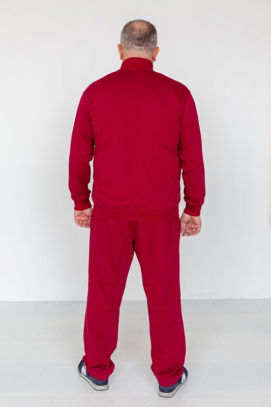 Костюм спортивный