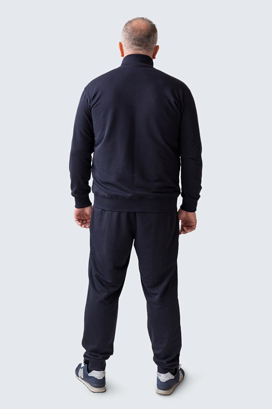 Костюм спортивный