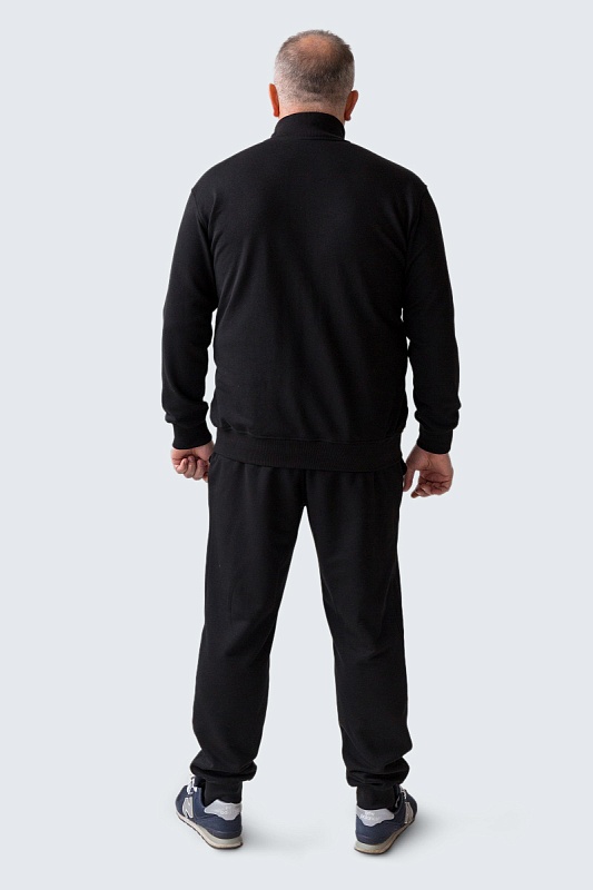 Костюм спортивный