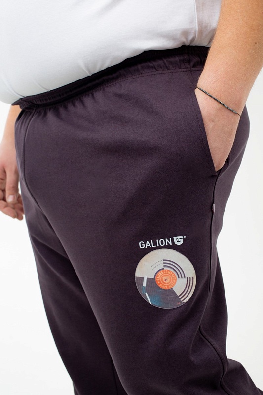 Брюки спортивные